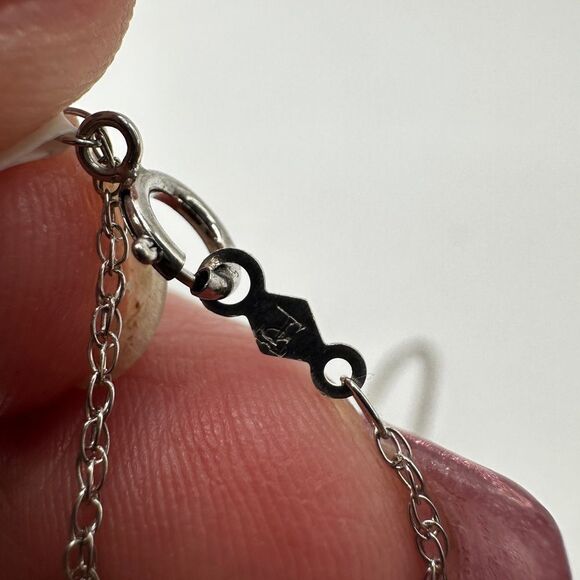 NWT 18" Macy's Sterling Silver heart necklace with 1/4ctw natural diamonds! - Picture 6 of 12